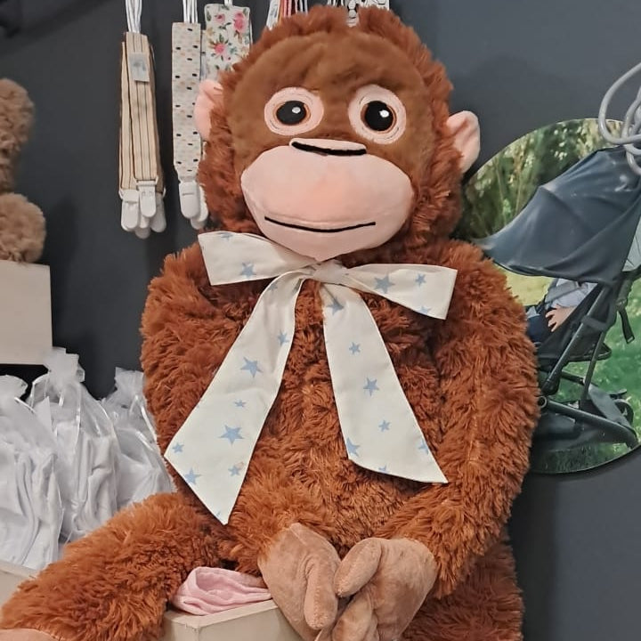 Peluche mono XL sentado de frente